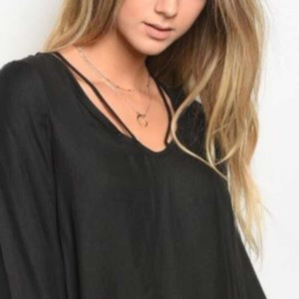 🔥4 for $15🔥Flowy Bell Sleeve Soft Tunic Top - Picture 5 of 6